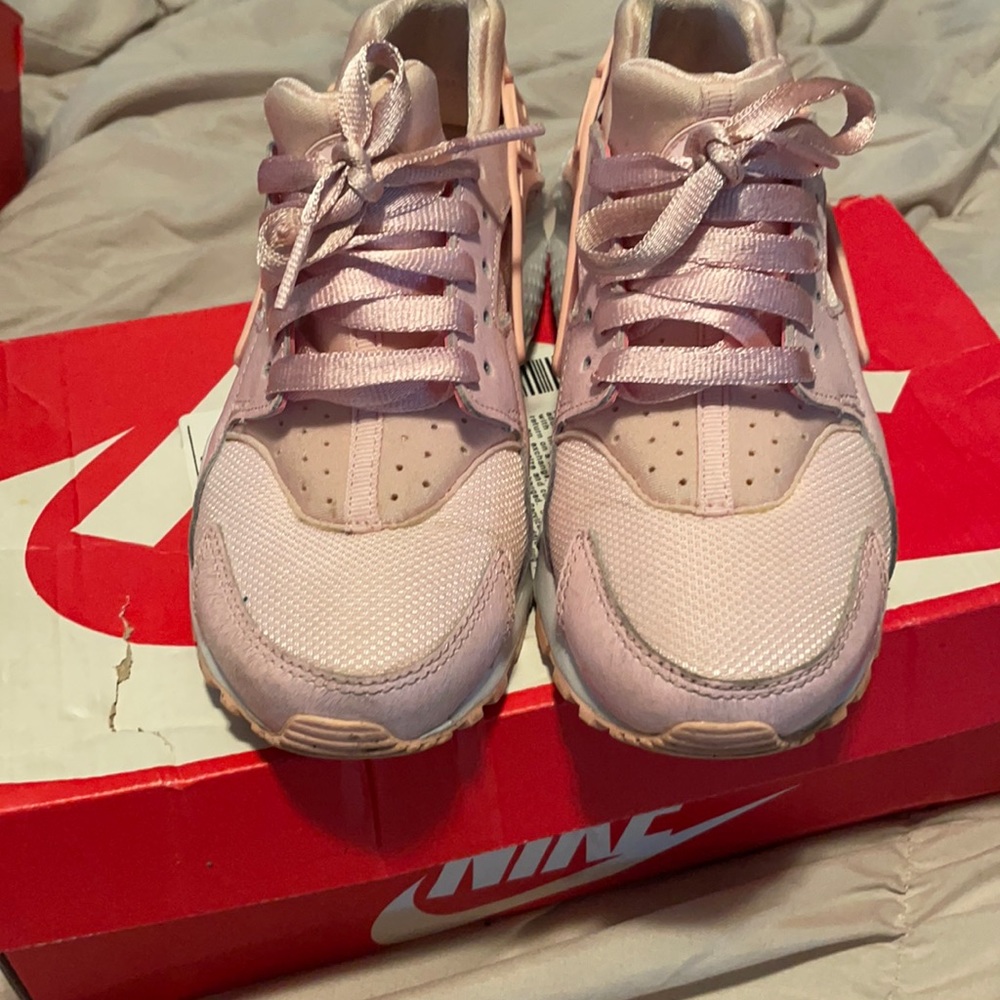 3.5 Youth Nike Huarache